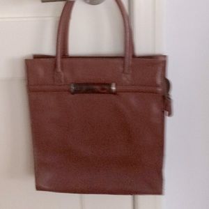 Hand bag